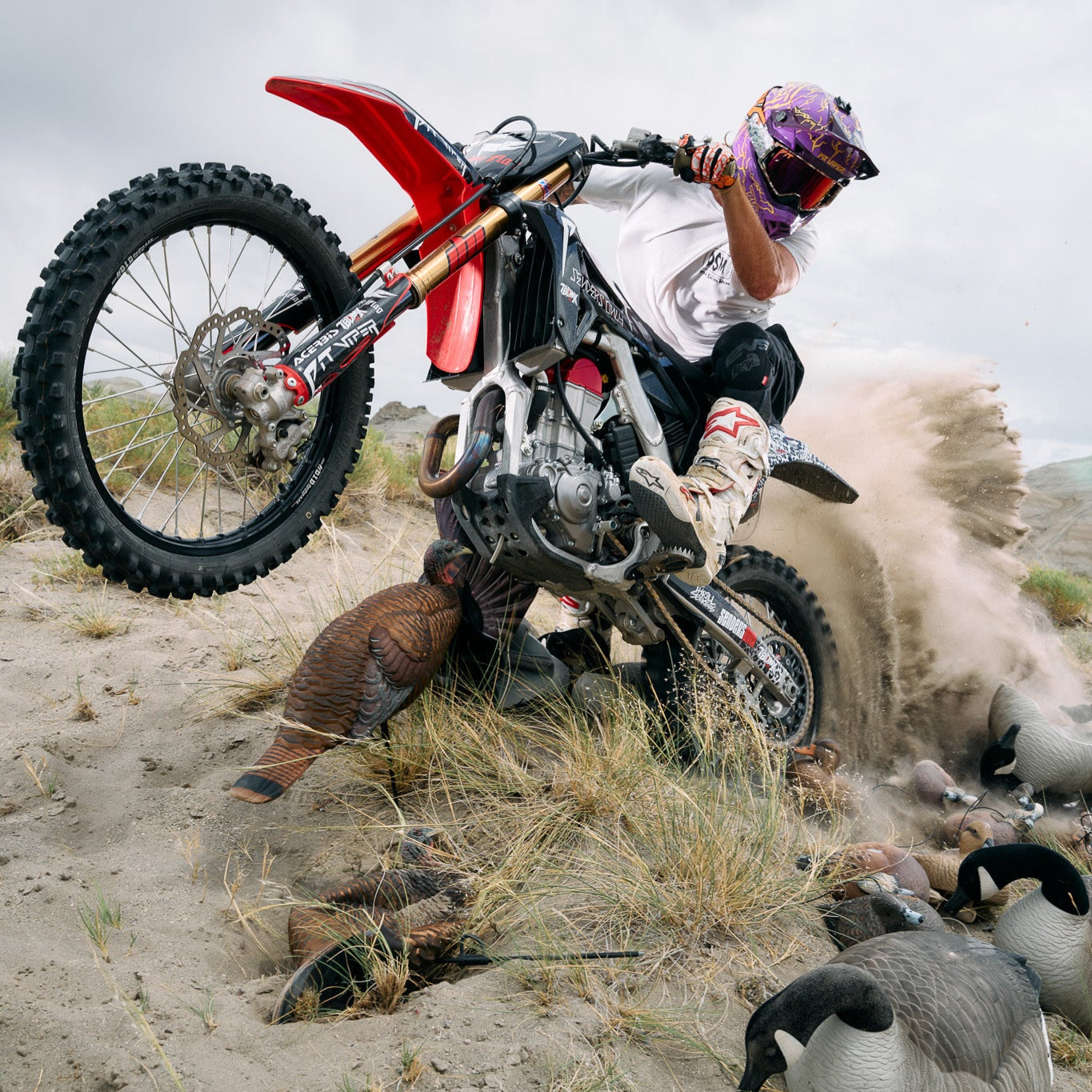 PV_FW2025_moto_desert_obrien_lifestyle_119_4